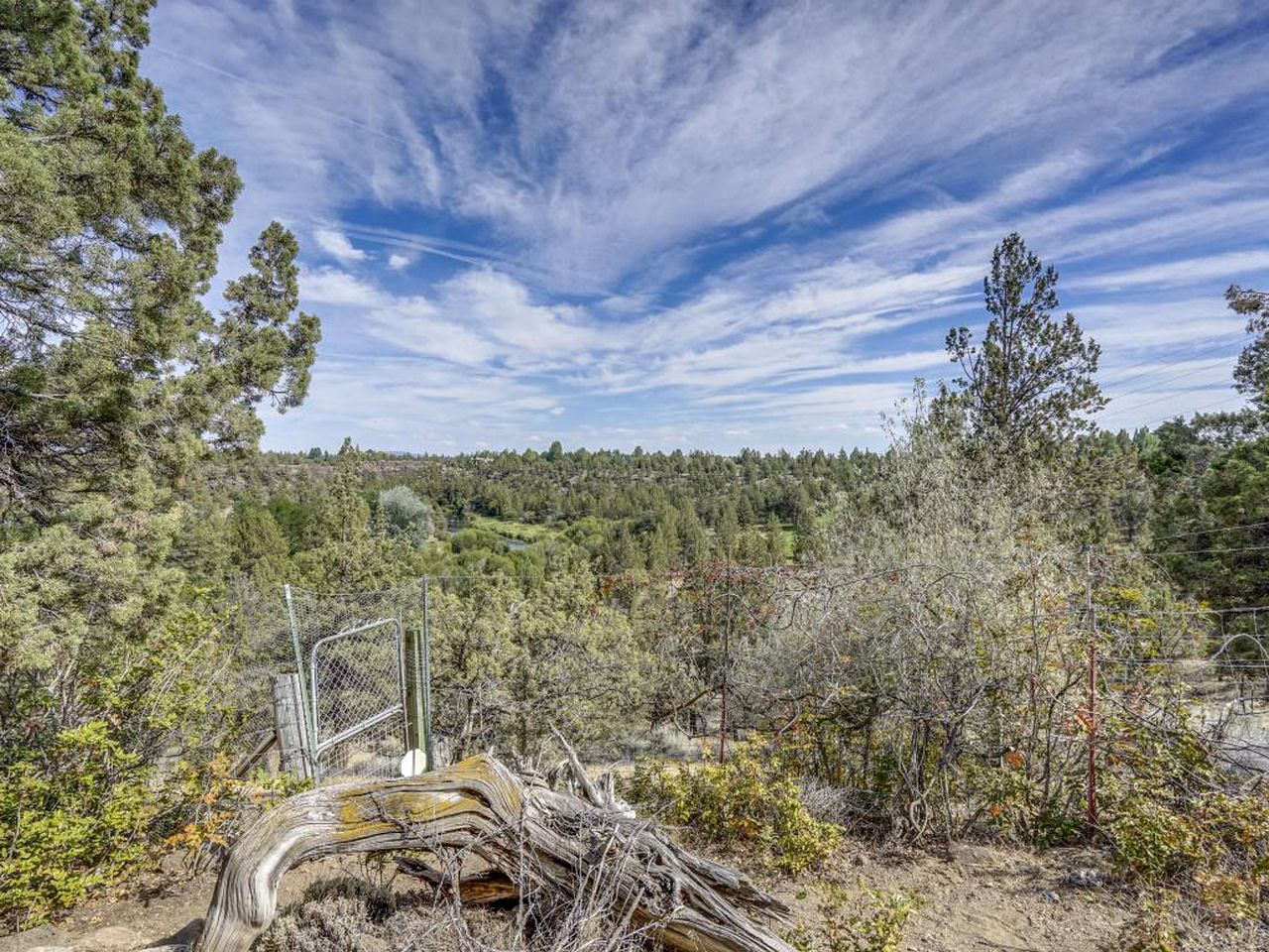 Cabin Rental on Deschutes River, Oregon