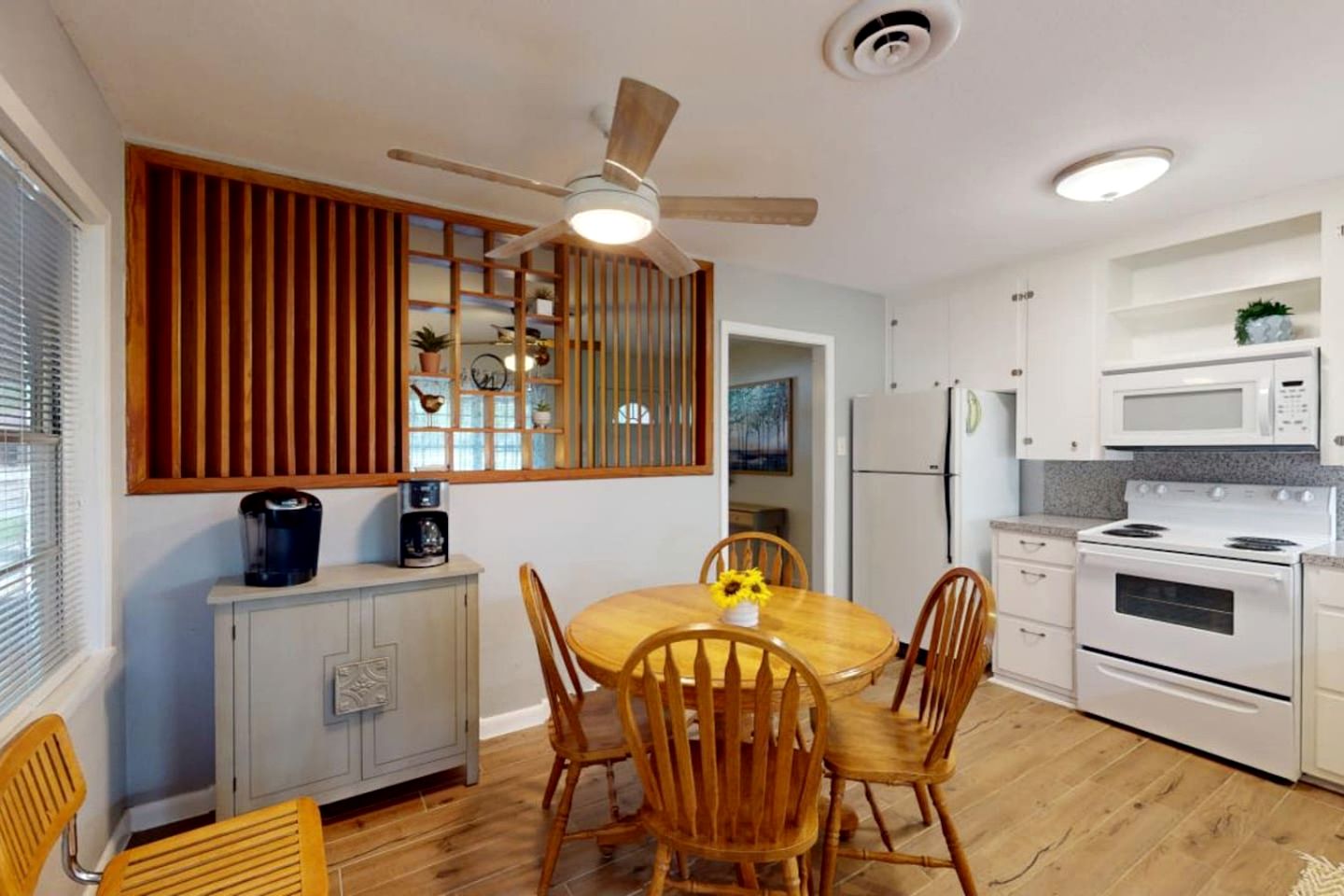 Remodeled Mid-Century Home Near Downtown & Hwy 6 in College Station, Texas