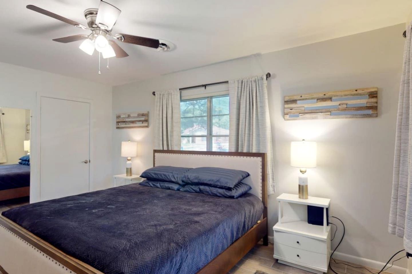 Remodeled Mid-Century Home Near Downtown & Hwy 6 in College Station, Texas