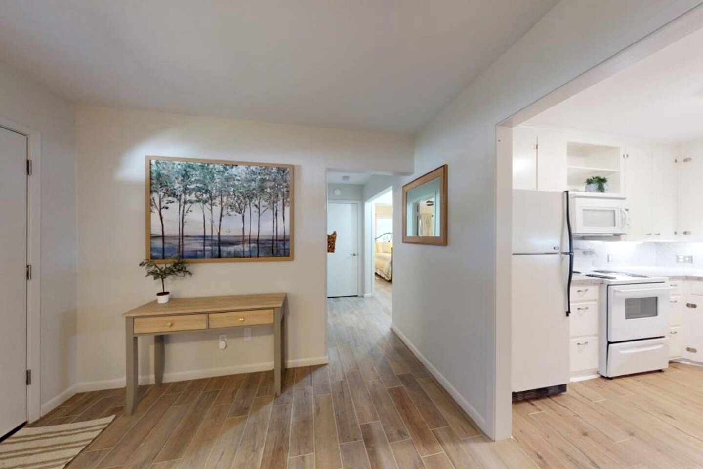 Remodeled Mid-Century Home Near Downtown & Hwy 6 in College Station, Texas