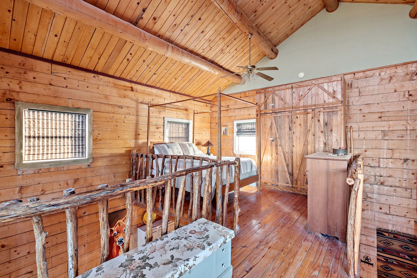 Gorgeous Rustic Log Cabin with Fire Pit and Grill near Top Wineries in Fredericksburg, Texas
