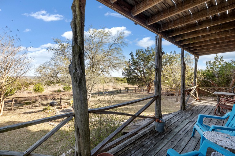 Log Cabins (United States of America, Fredericksburg, Texas)