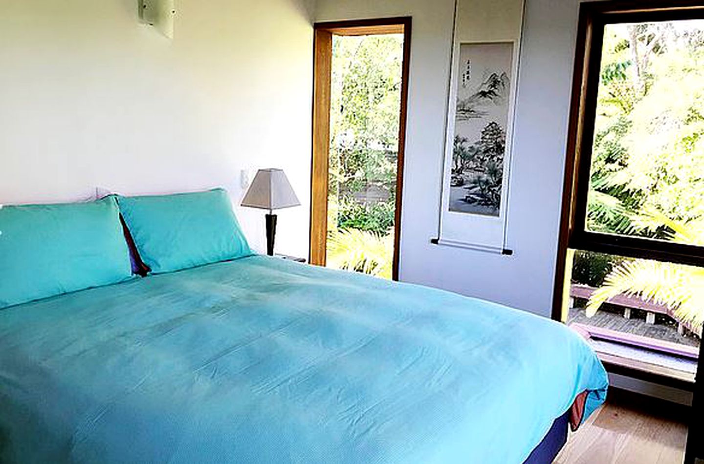 Romantic Getaway at Unique Bed and Breakfast near Piha Beach, North Island