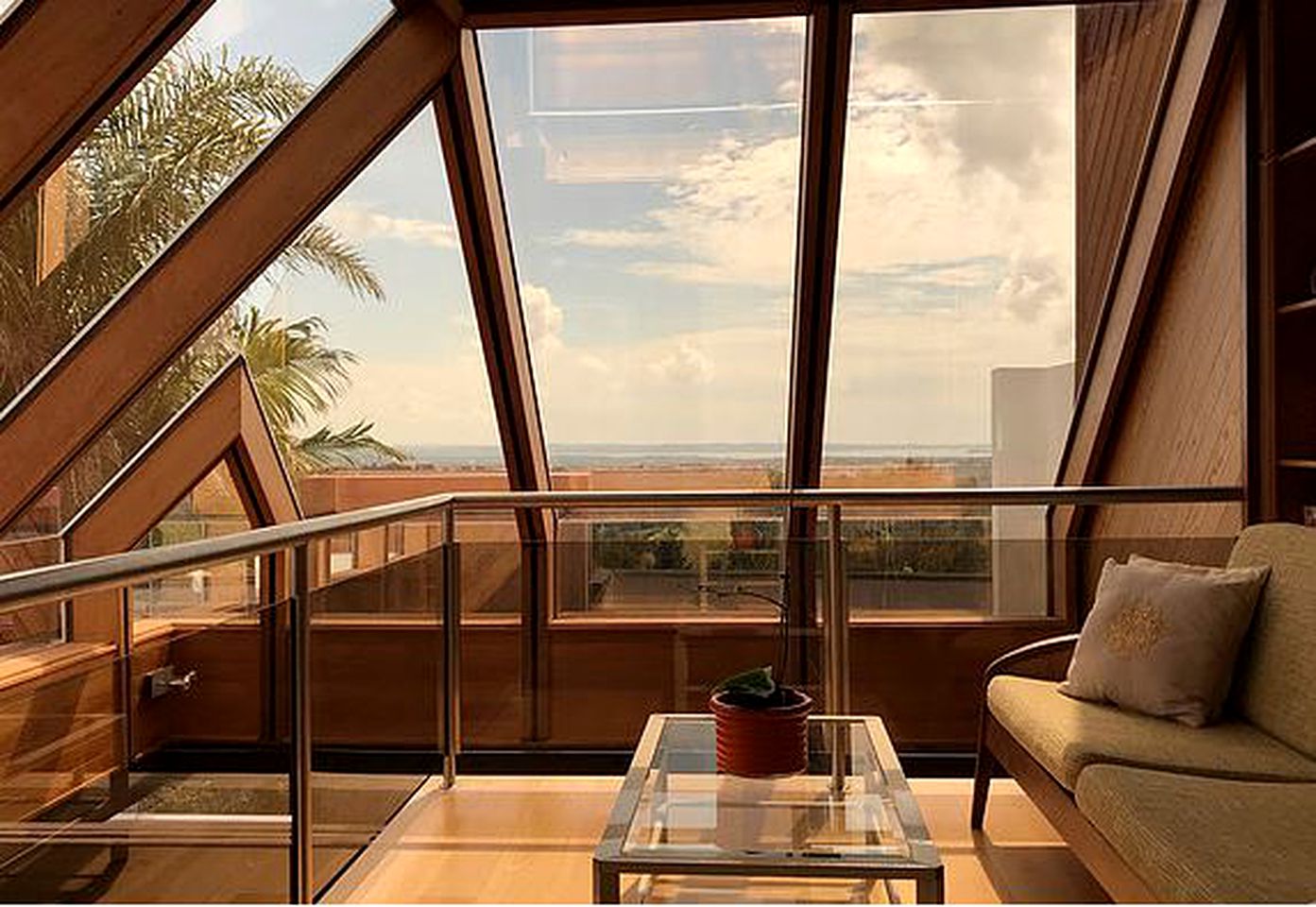 Modern Bed and Breakfast in Tropical Setting near Lion Rock on North Island