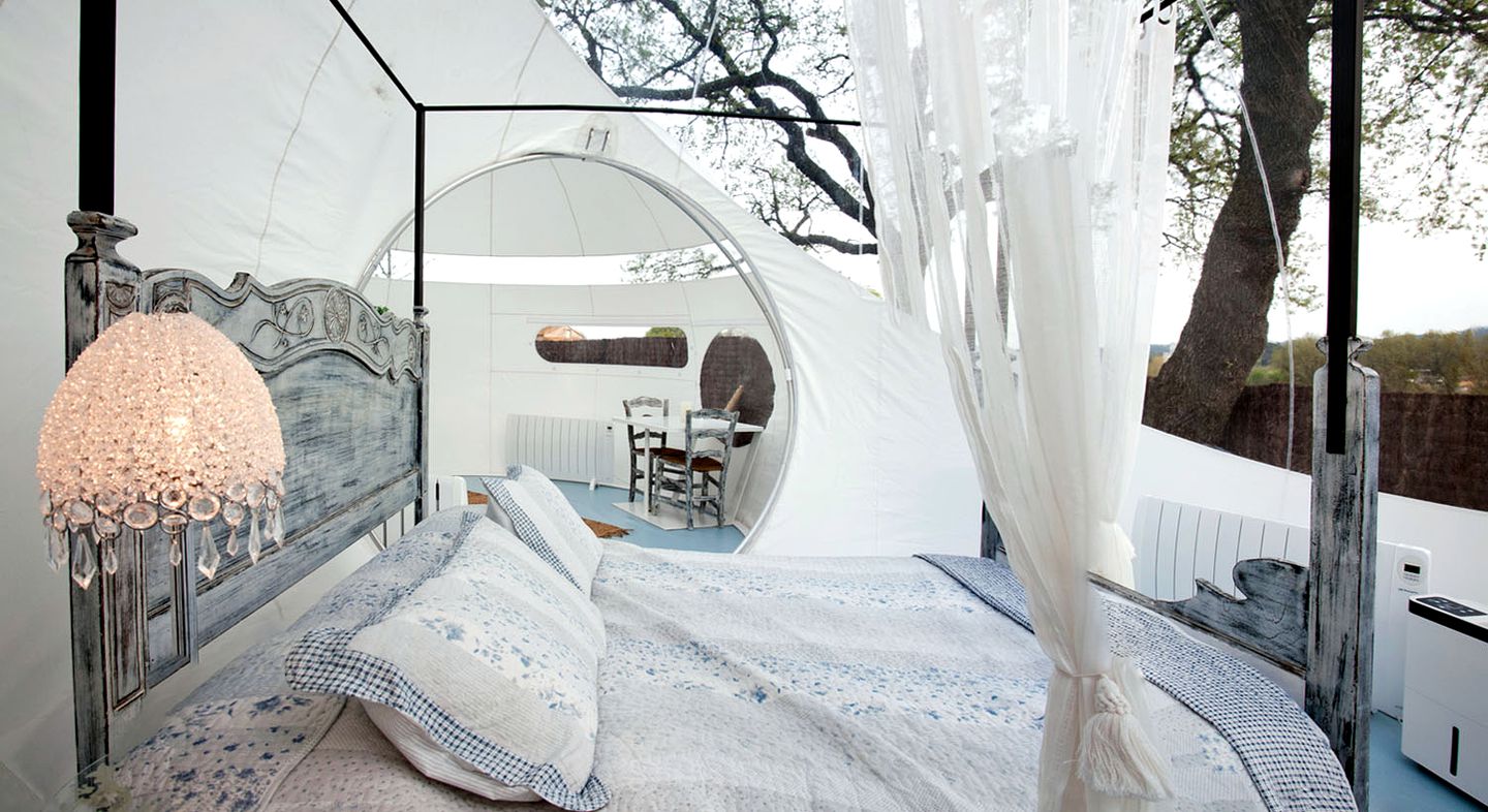 Fantastic Bubble Rental for a Romantic Getaway near Girona, Spain