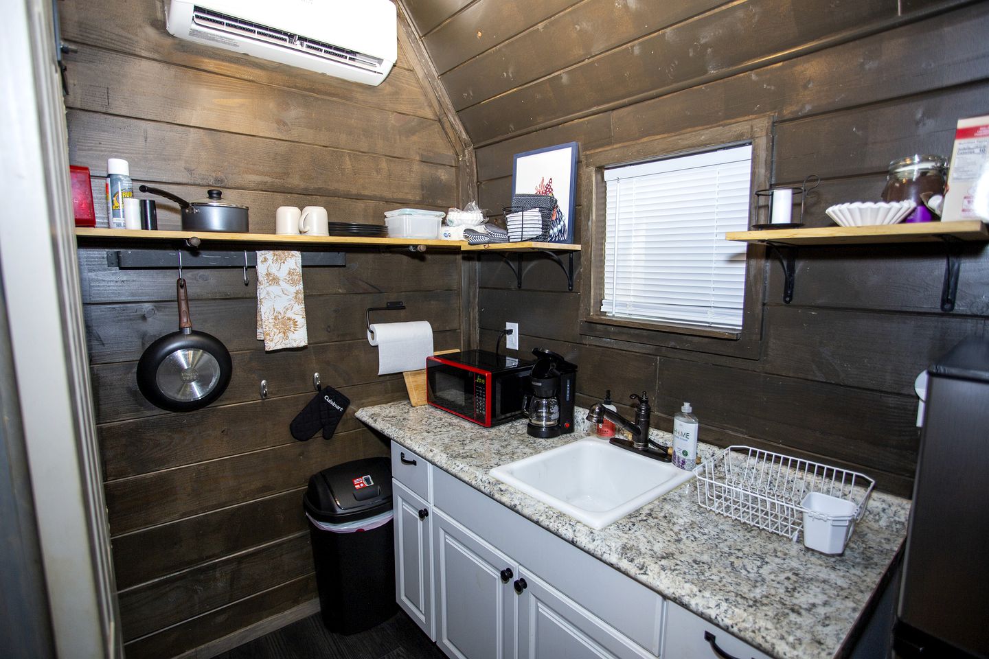 Cute Tiny House Glamping Rentals in Mill Spring, North Carolina