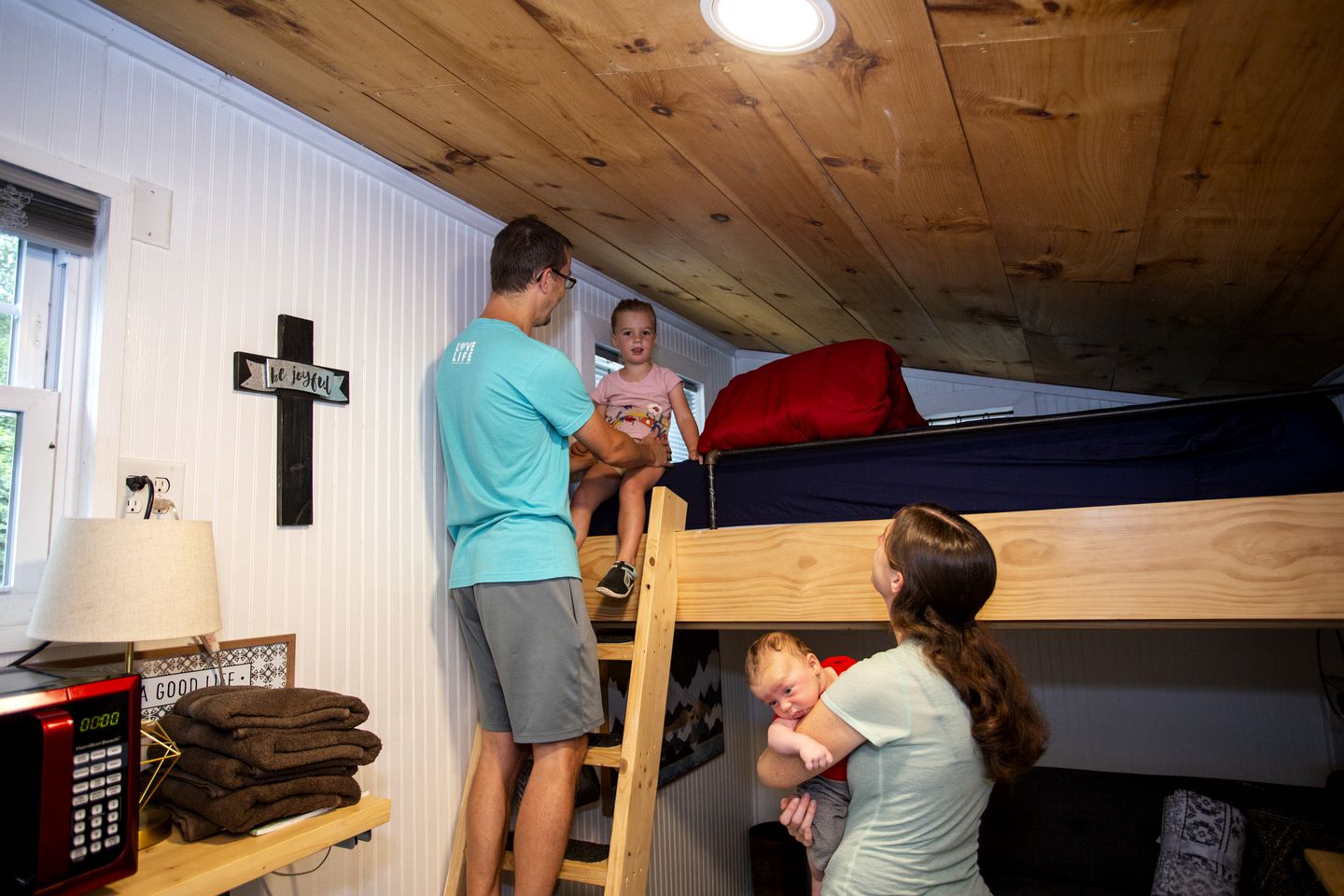 Cozy Tiny House Glamping Destination in Mill Spring, North Carolina
