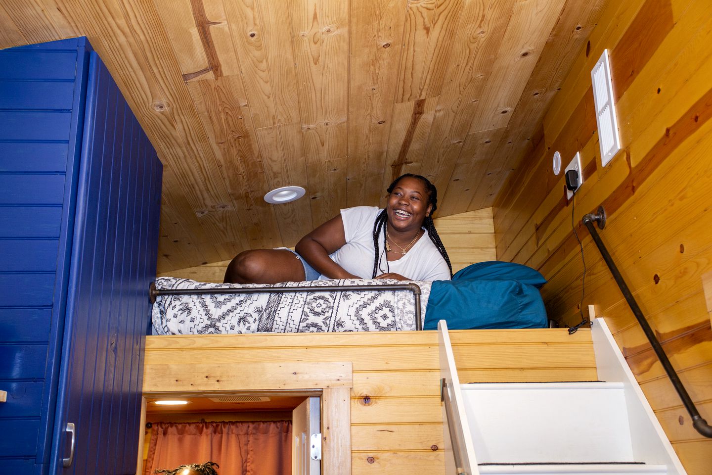 Charming Tiny Cabin for Romantic Weekends Away in North Carolina