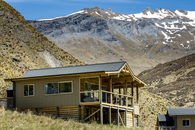 Cabins (Wanaka, South Island, New Zealand)