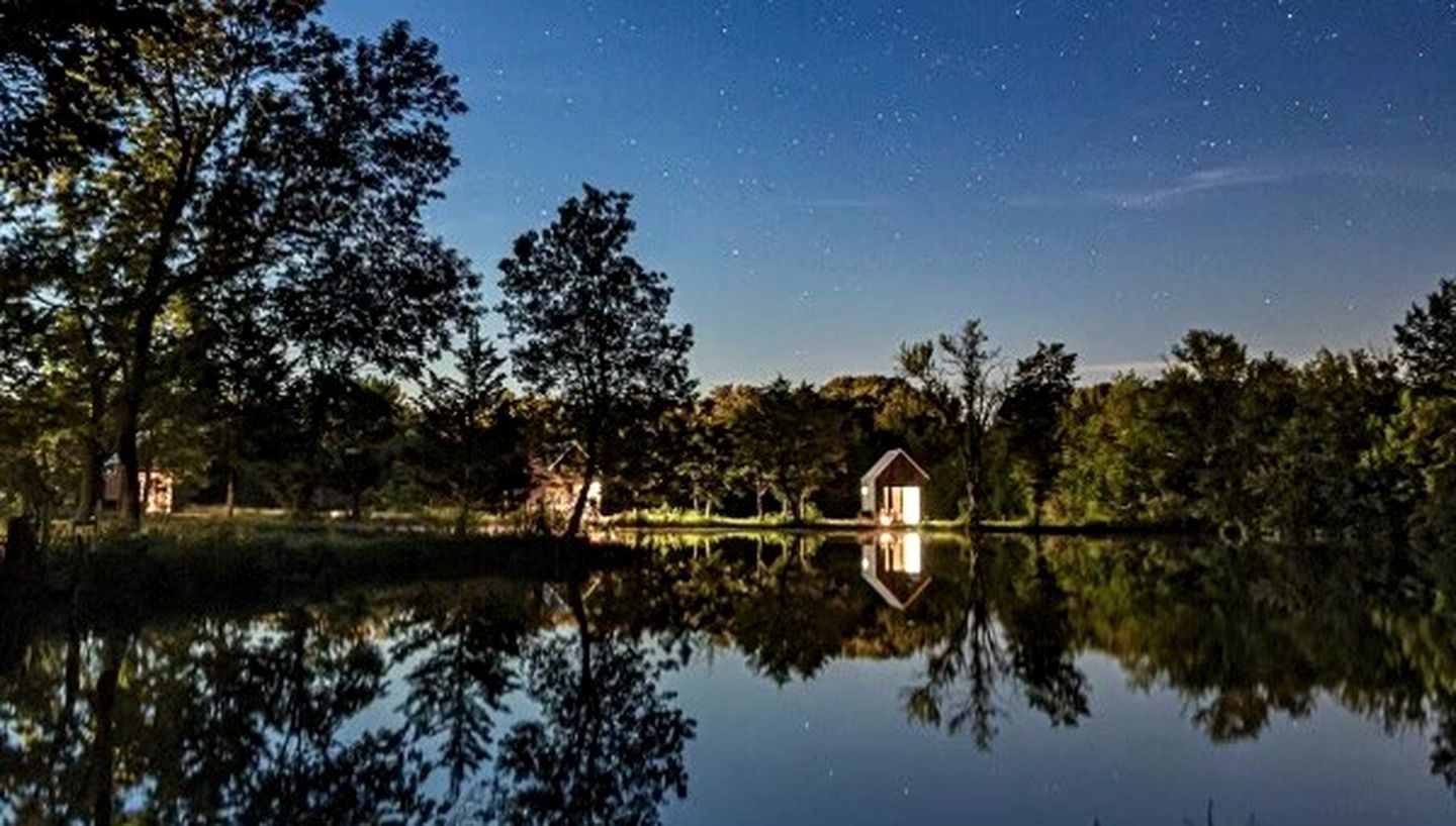 Rustic Comfort A-Frame with Outdoor Gathering Space in Humboldt, Kansas
