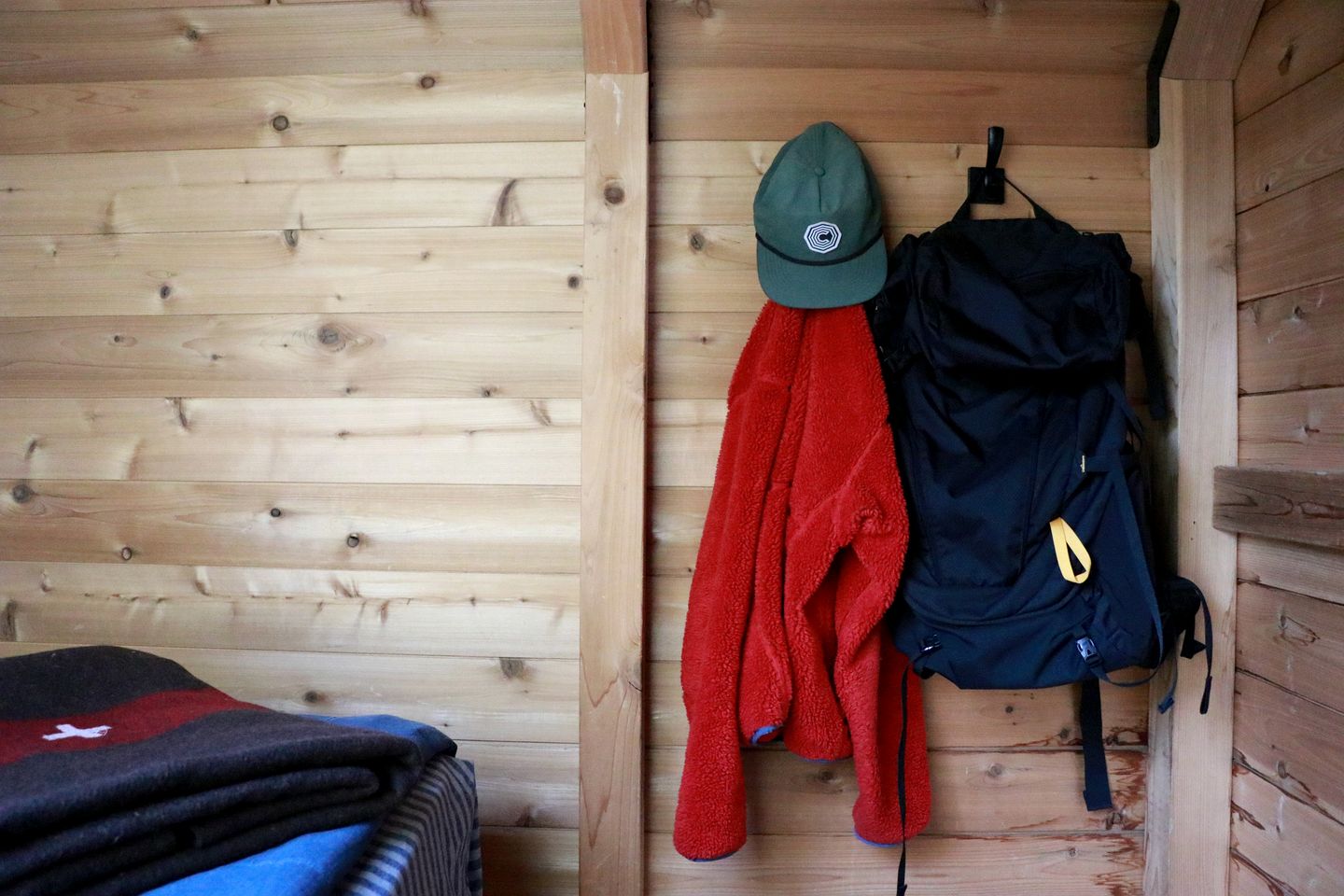 Charming A-Frame Cabin Experience with Campfire Vibes in Humboldt, Kansas