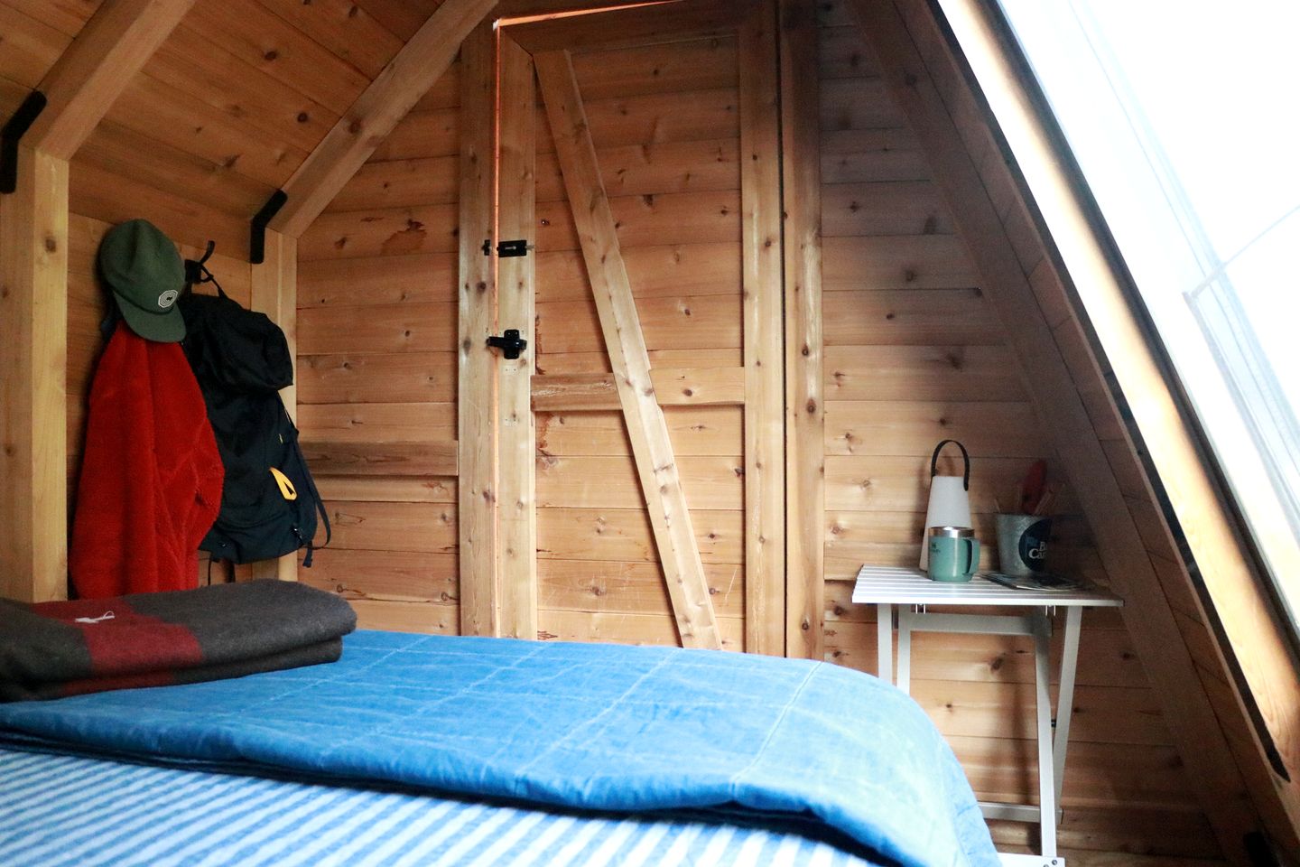 Charming A-Frame Cabin Experience with Campfire Vibes in Humboldt, Kansas