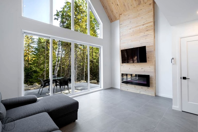 Tiny Houses (Canada, Matawinie Regional County Municipality, Quebec)