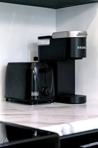 Vacation Rentals (Canada, --, --)