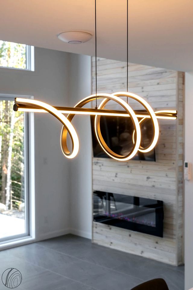 Charming Woodland Mini-Chalet Retreat Near Chute-à-Bull Park in St-Côme, Quebec