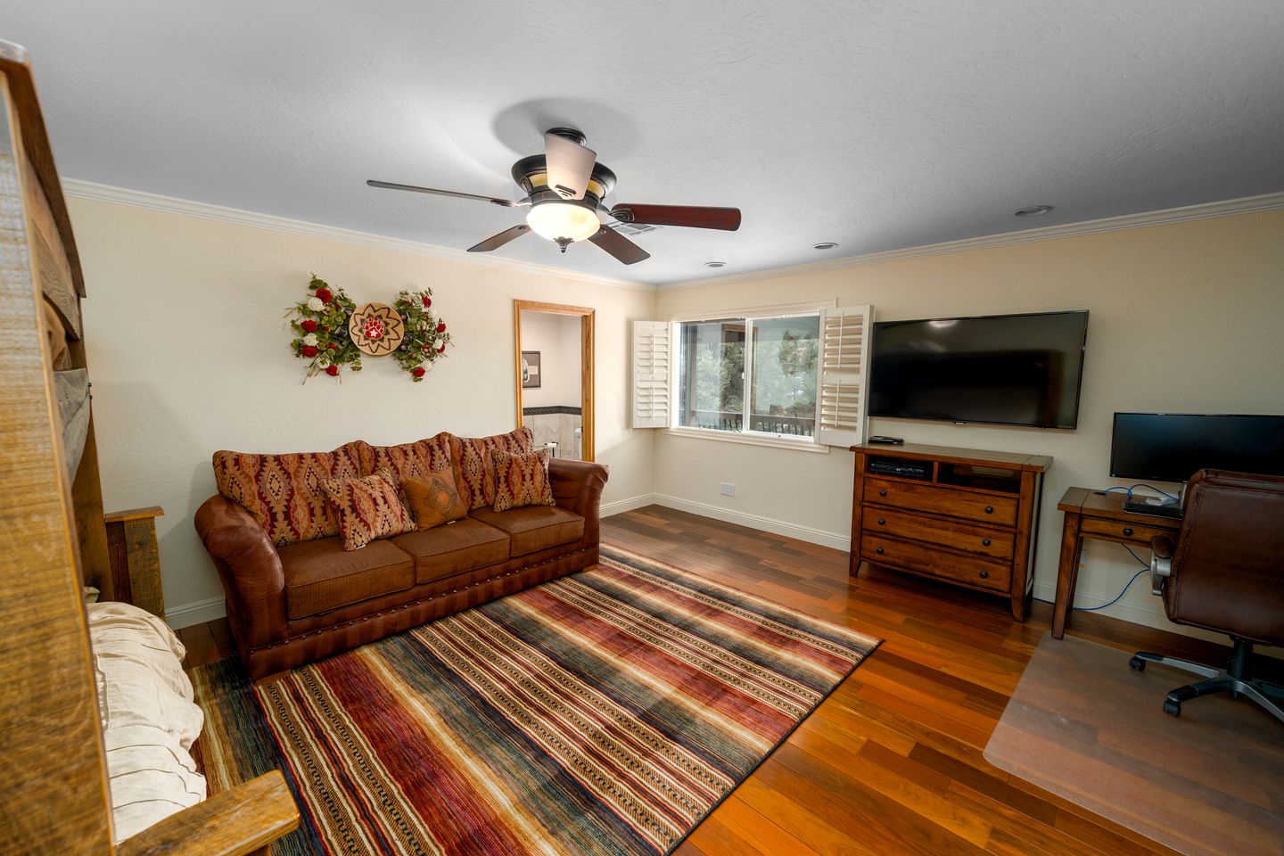 Fantastic Group Cabin with Fireplace and Spacious Game Room in Big Bear City, California