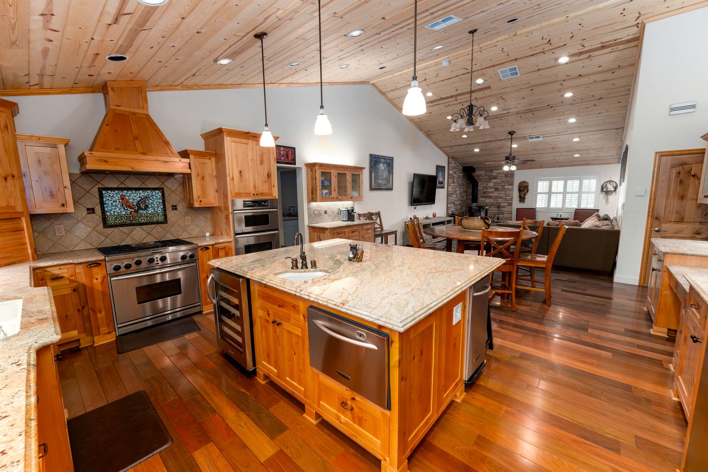 Fantastic Group Cabin with Fireplace and Spacious Game Room in Big Bear City, California