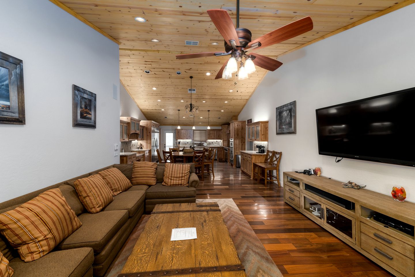 Fantastic Group Cabin with Fireplace and Spacious Game Room in Big Bear City, California