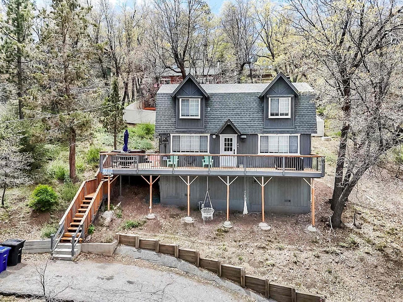 Cabin with Hot Tub & Forest Pine Retreat Cozy Getaway in Big Bear, California