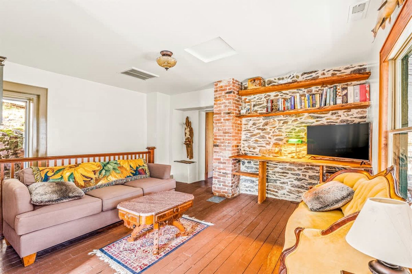Historic Stone Cottage with Hot Tub and Hammock, Minutes from Downtown Harpers Ferry, West Virginia