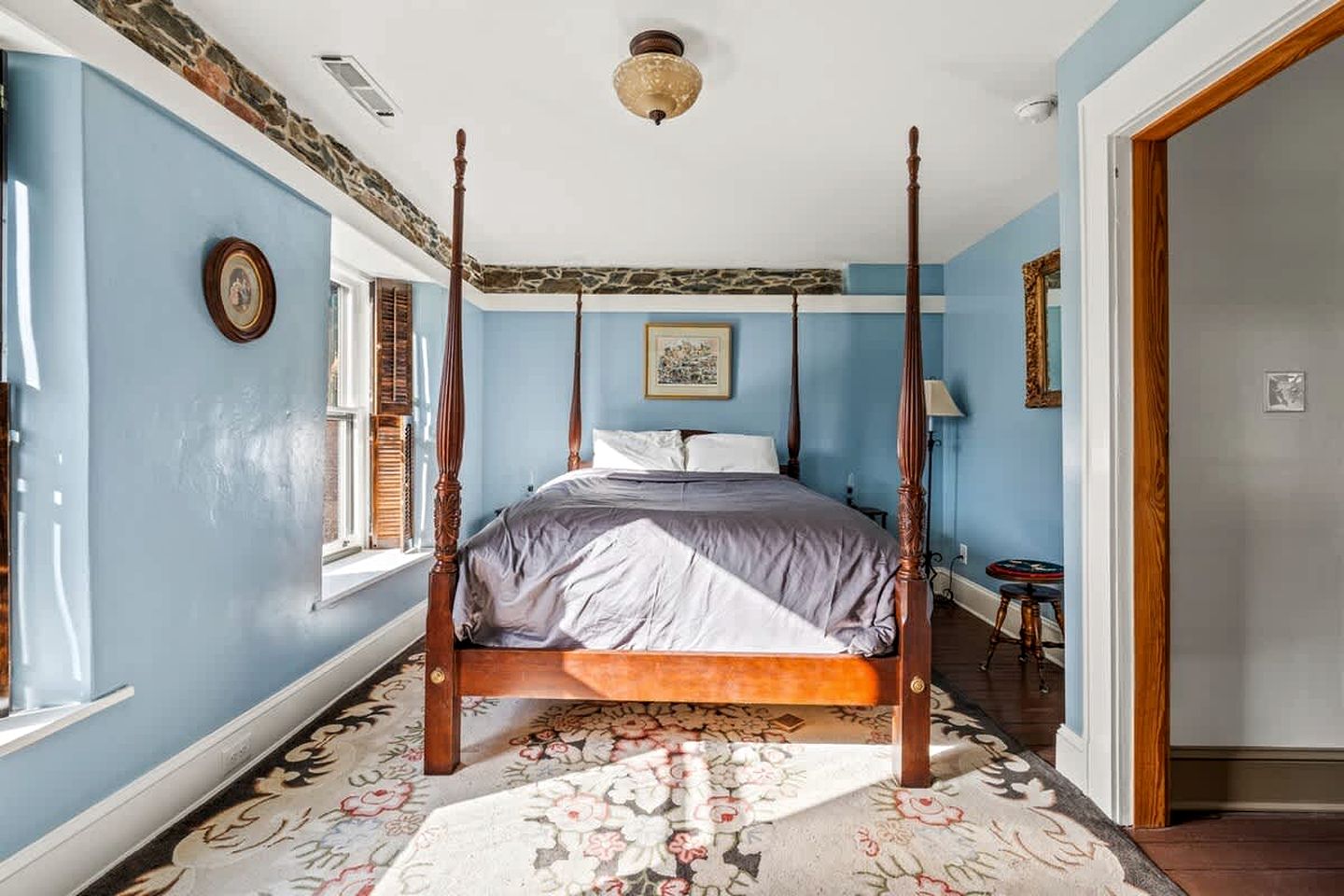Historic Stone Cottage with Hot Tub and Hammock, Minutes from Downtown Harpers Ferry, West Virginia