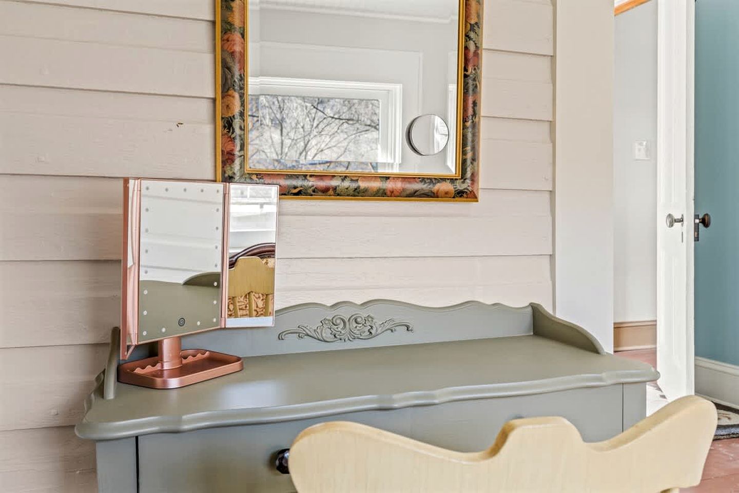 Historic Stone Cottage with Hot Tub and Hammock, Minutes from Downtown Harpers Ferry, West Virginia