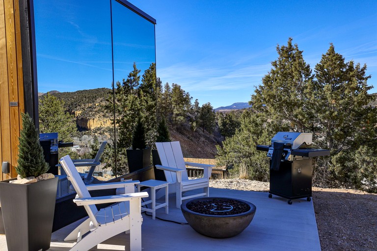 Chic Tiny House with Outdoor Espace to Relax in Orderville, Utah