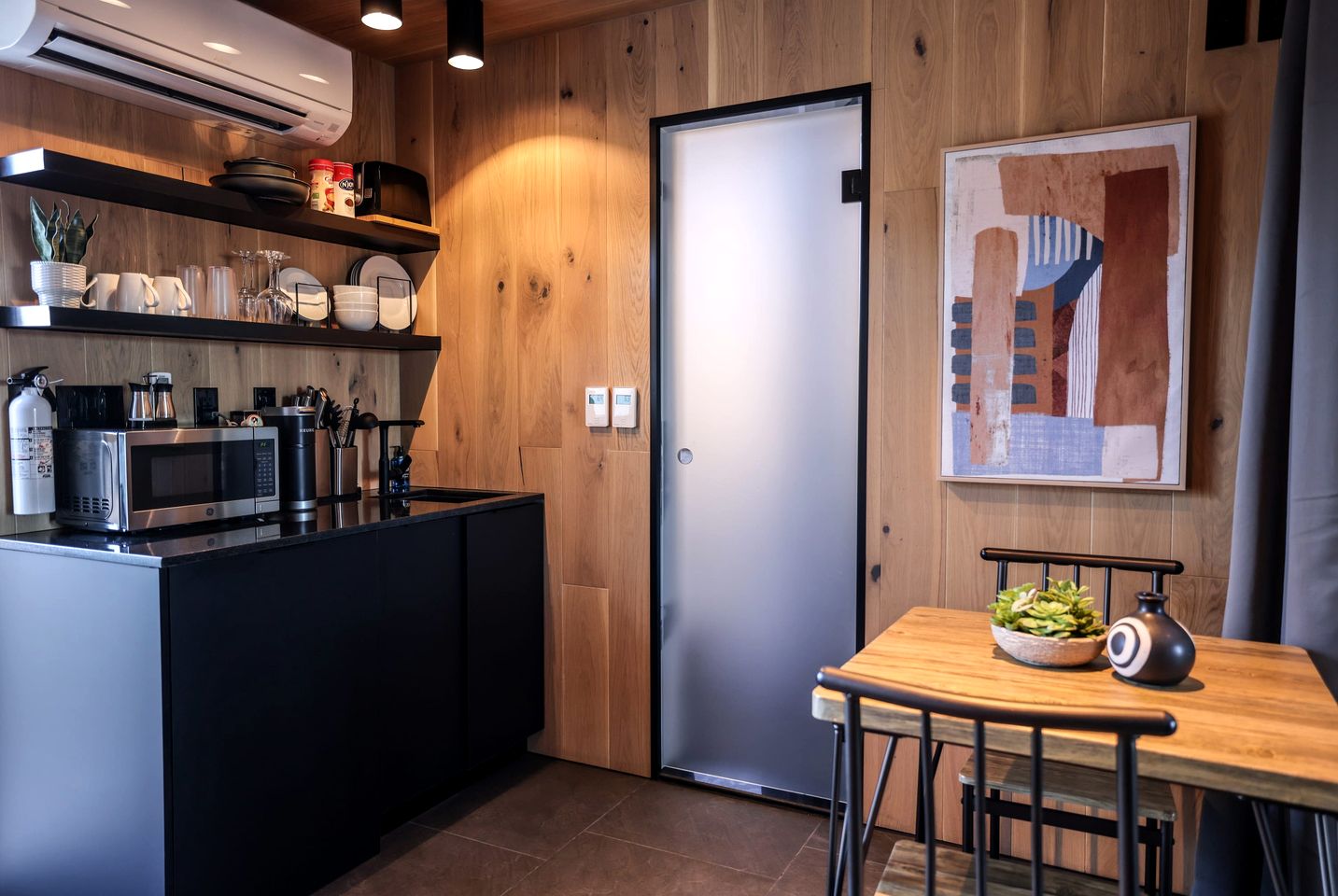 Chic Tiny House with Outdoor Espace to Relax in Orderville, Utah