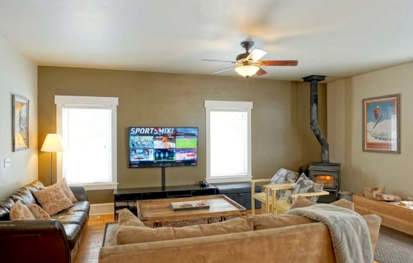 Luxurious Pet-Friendly Vacation Rental close to Mirror Lake in Kamas, Utah