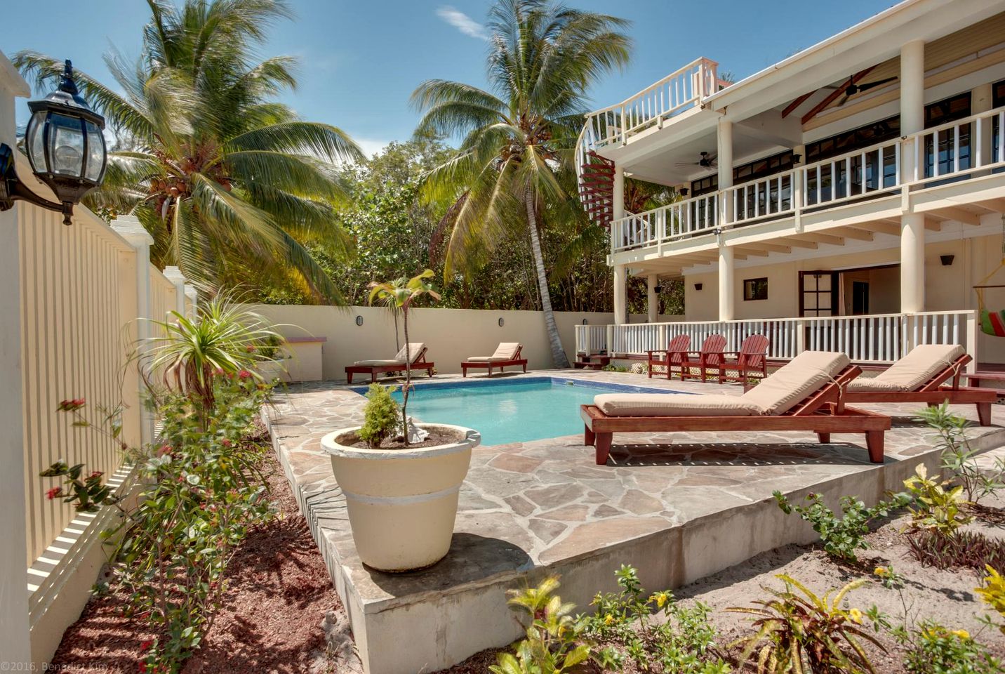 Charming Villa with Swimming Pool in Belize City, Belize District