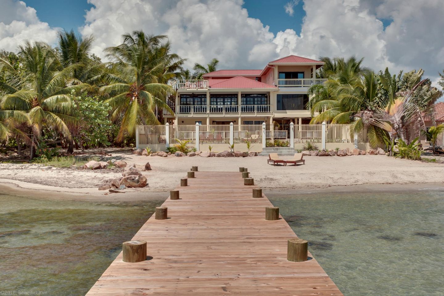 Charming Villa with Swimming Pool in Belize City, Belize District