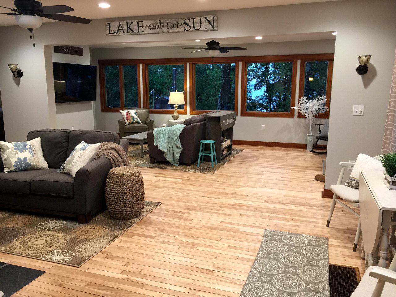 Beautiful Lakeside Cabin with a Stone Fireplace near Cornucopia, Wisconsin