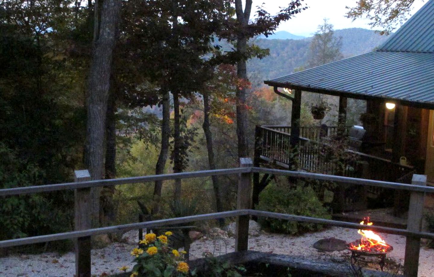 Deluxe Cabin Surrounded by Nantahala National Forest, North Carolina