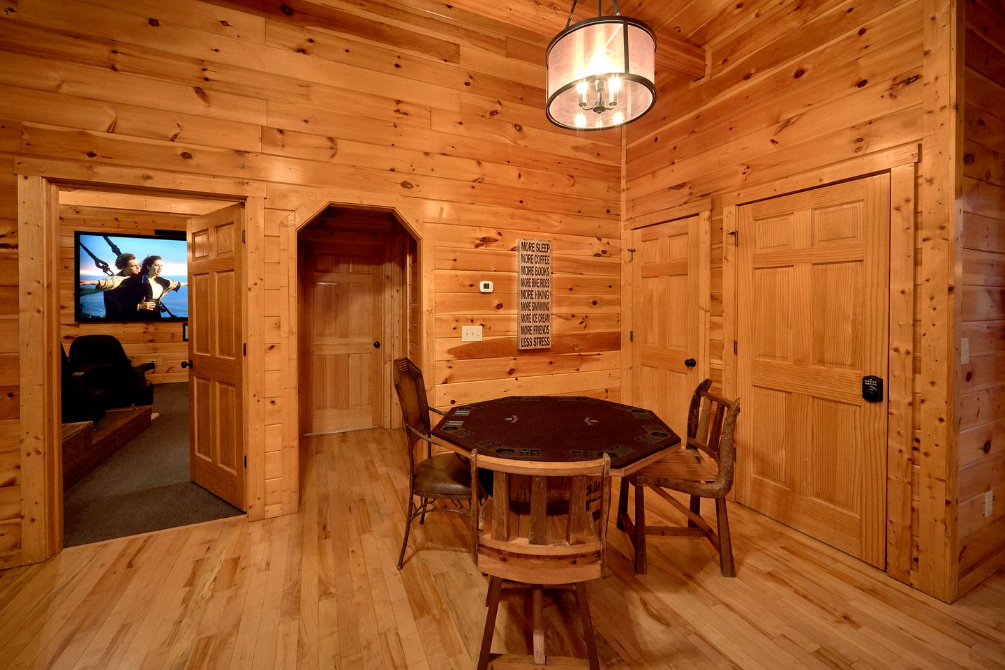 Mountain Cabin Rental Perfect for Group Glamping in Tennessee