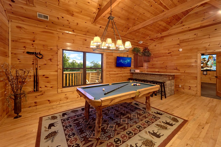 -- (United States, Gatlinburg, Tennessee)