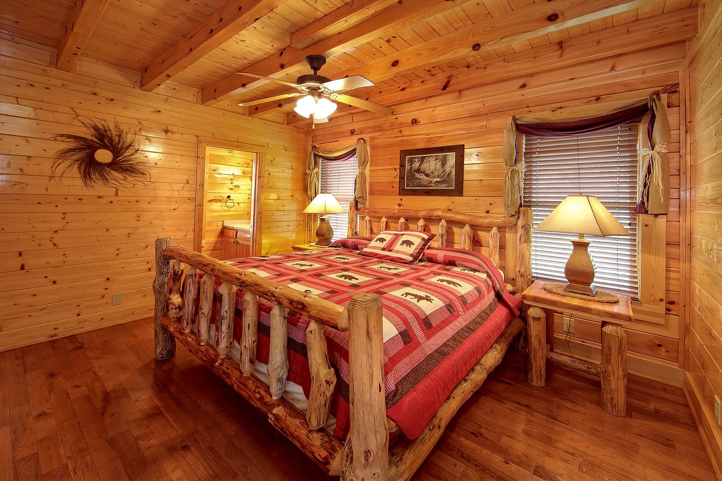 Lovely Smoky Mountains Cabin with a Hot Tub