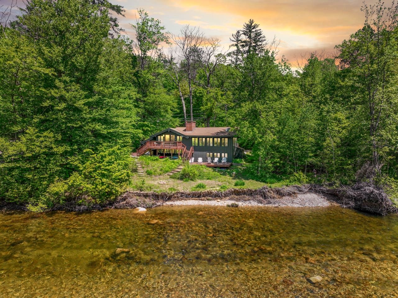 Modern Cabin Riverfront Retreat Near Attitash Mountain in Bartlett, New Hampshire