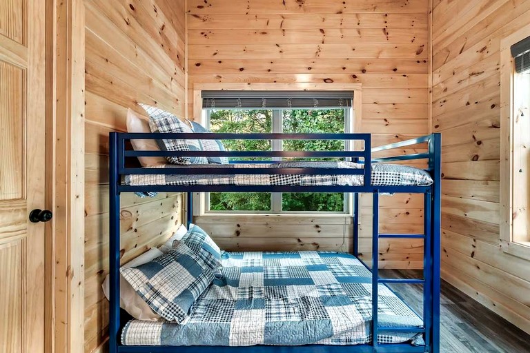 Cabins (United States of America, Pigeon Forge, Tennessee)