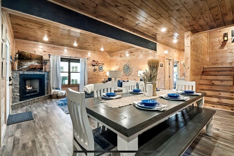 Cabins (United States of America, Pigeon Forge, Tennessee)