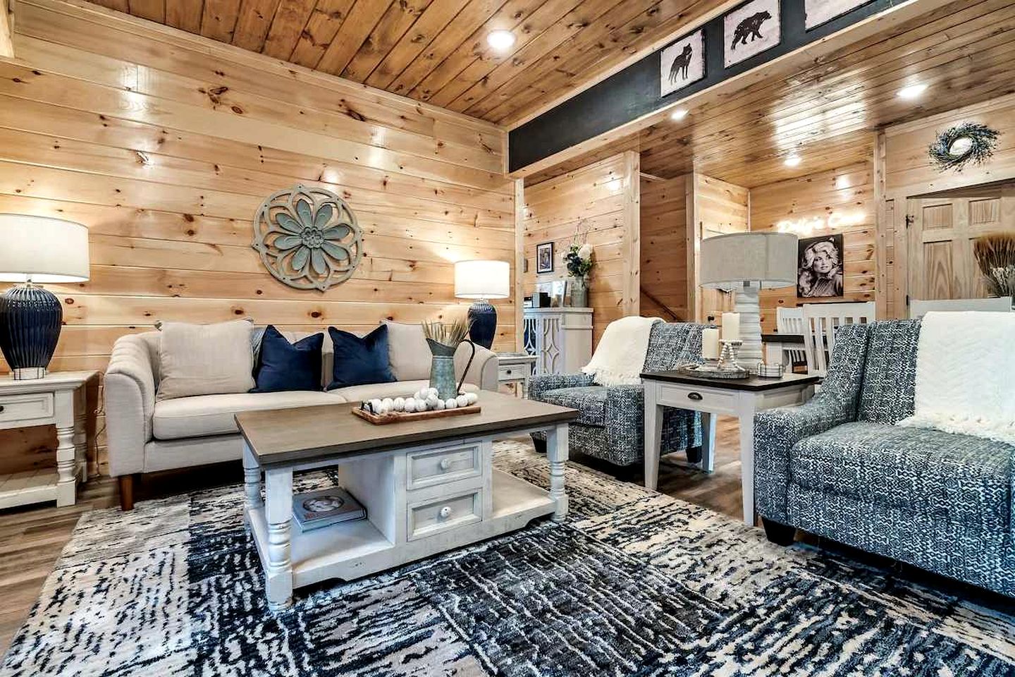 Modern Cabin Retreat with Hot Tub & Game Loft in Pigeon Force, Tennessee
