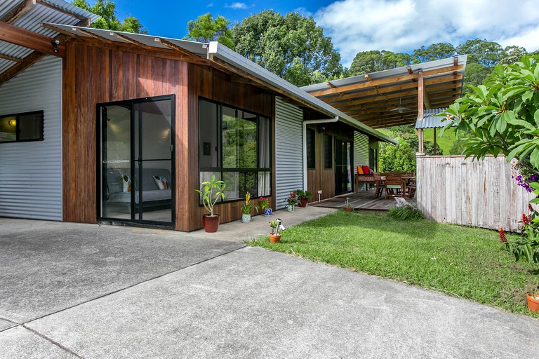 Pet Friendly Cottage Near Pottsville Beach New South Wales