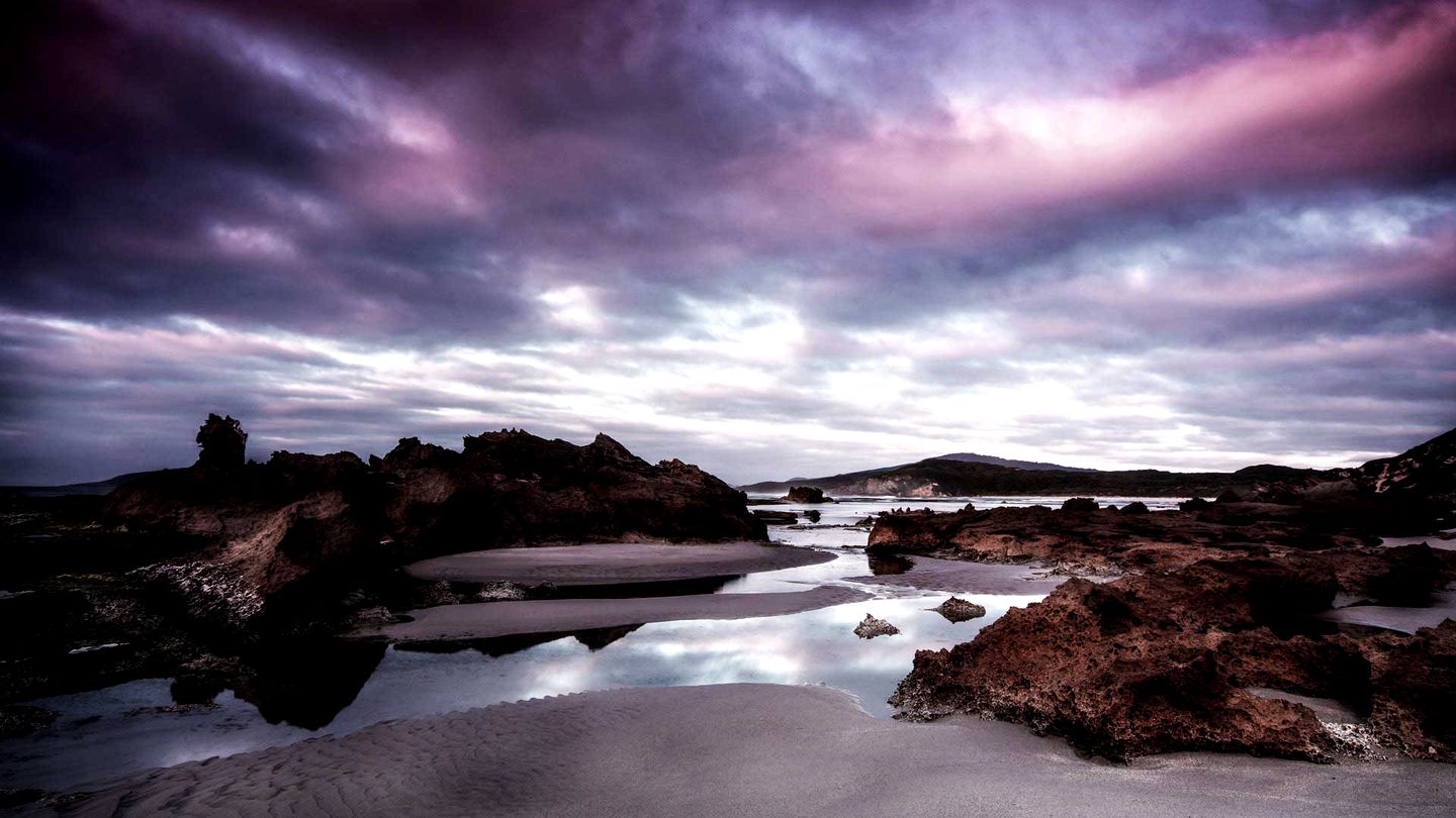 Modern and Spacious Vacation Rental in the Trees near West Cape Howe, Australia