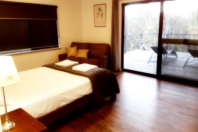 Cabins (Youngs Siding, Western Australia, Australia)