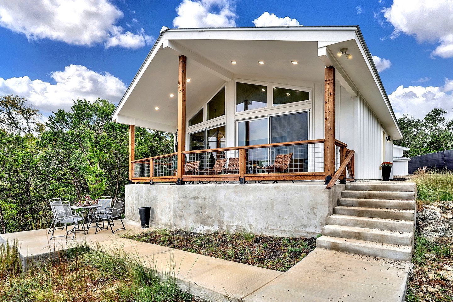 Modern Cabin for Four in Wimberley, Texas, for Glamping Escapes in Nature