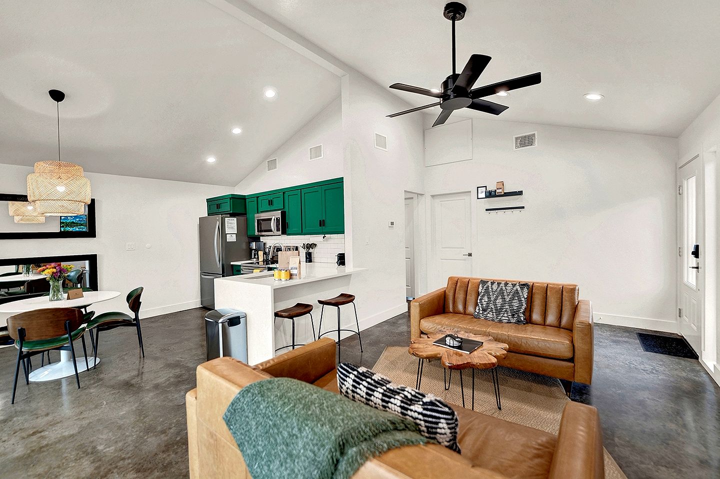 Modern Cabin for Four in Wimberley, Texas, for Glamping Escapes in Nature