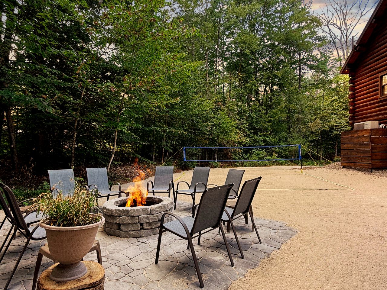 Modern Cabin Getaway Near Pequawket Pond in Conway, New Hampshire