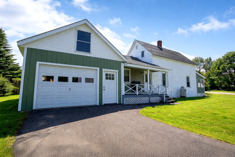 Cabins (United States of America, Greenville, Maine)
