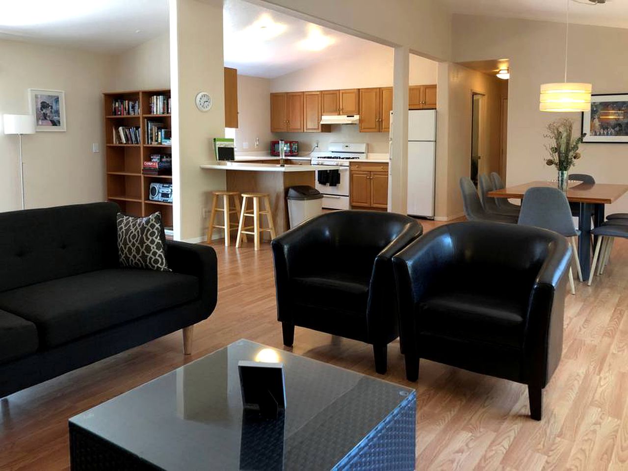 Modern Cabin Rental near Sequoia National Park in Badger, California