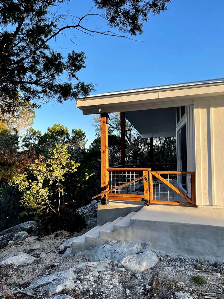 Stunning Three Cabins Great for Groups in Wimberley, Texas