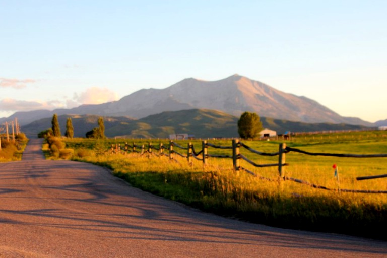 Cabins (Carbondale, Colorado, United States)